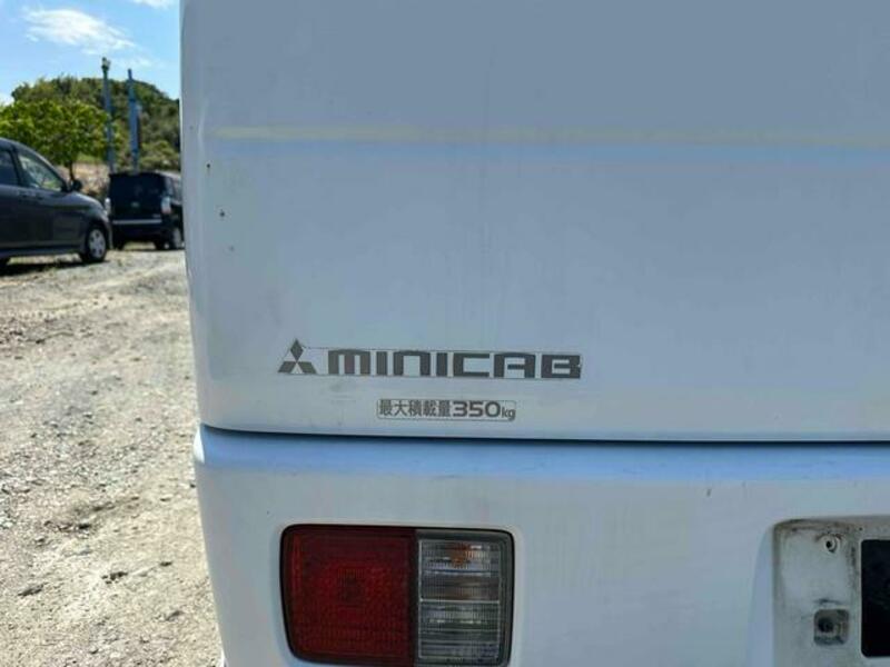 MINICAB VAN