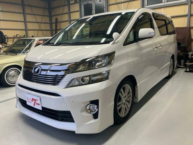 TOYOTA VELLFIRE