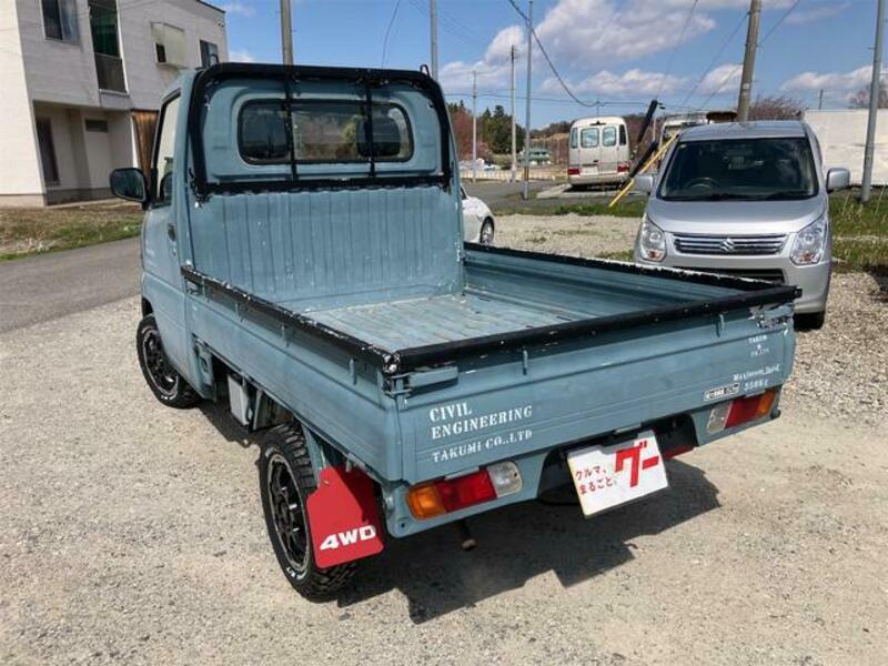 MINICAB TRUCK