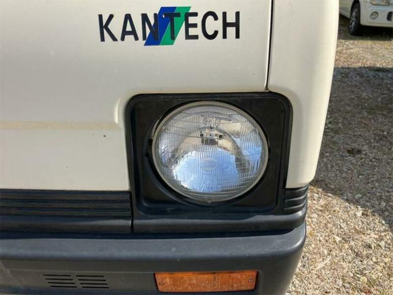 MINICAB TRUCK