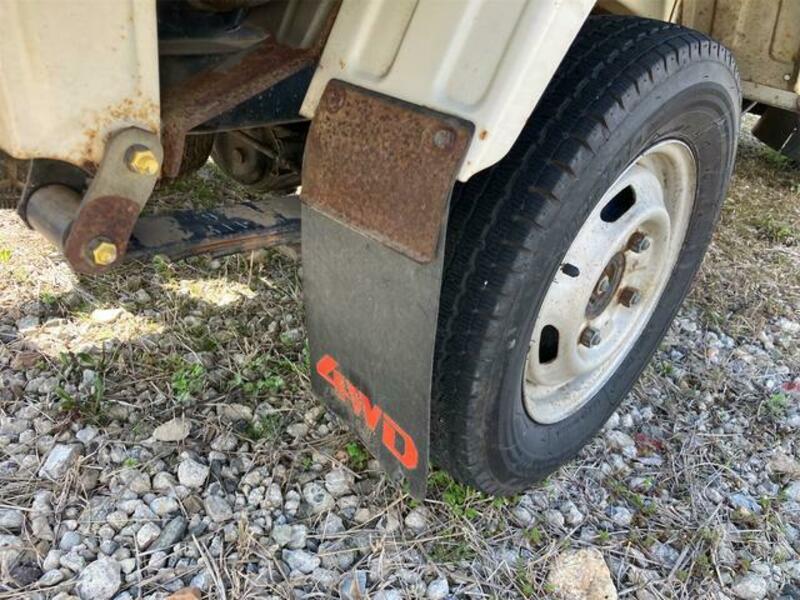 MINICAB TRUCK