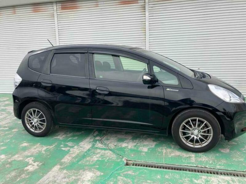 FIT HYBRID
