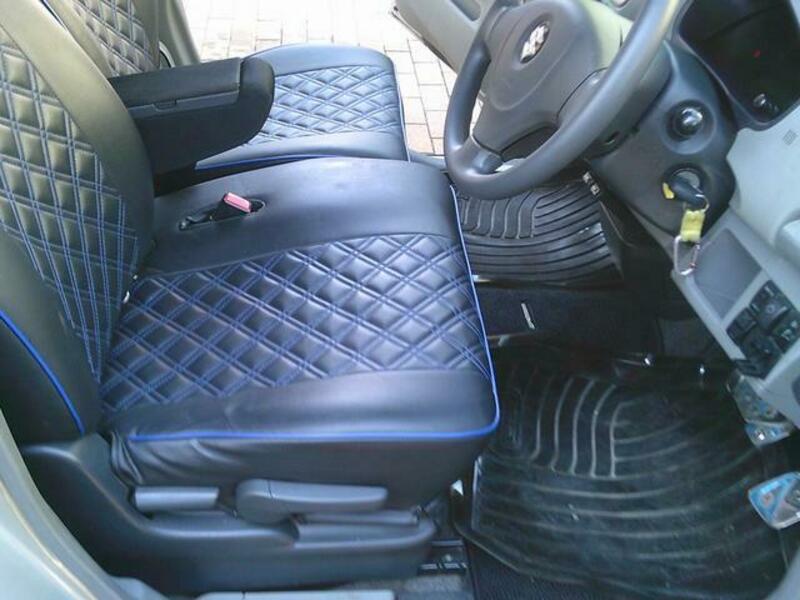 WAGON R