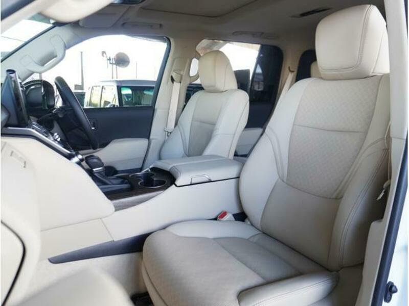 LAND CRUISER