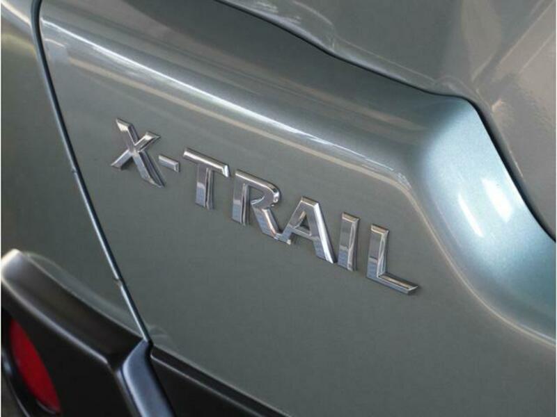 X-TRAIL