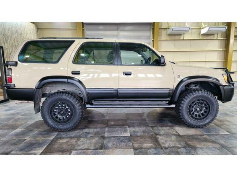 HILUX SURF