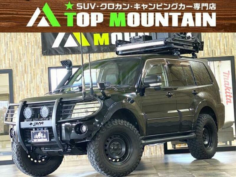 MITSUBISHI PAJERO