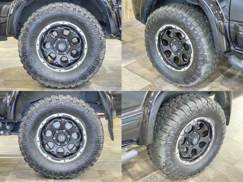 HILUX SURF