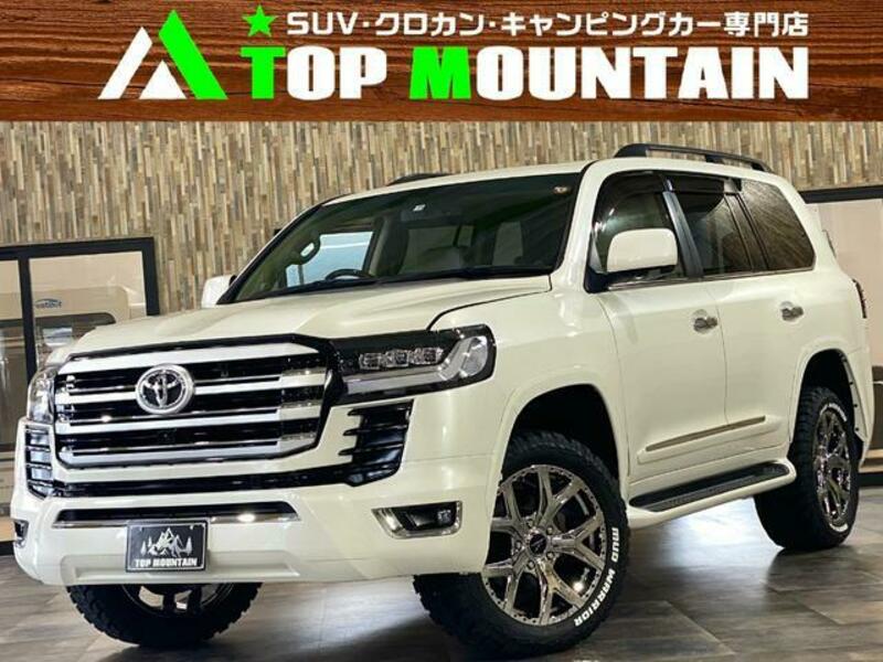 TOYOTA LAND CRUISER