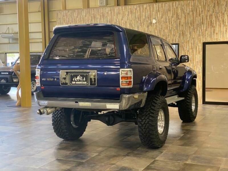 HILUX SURF