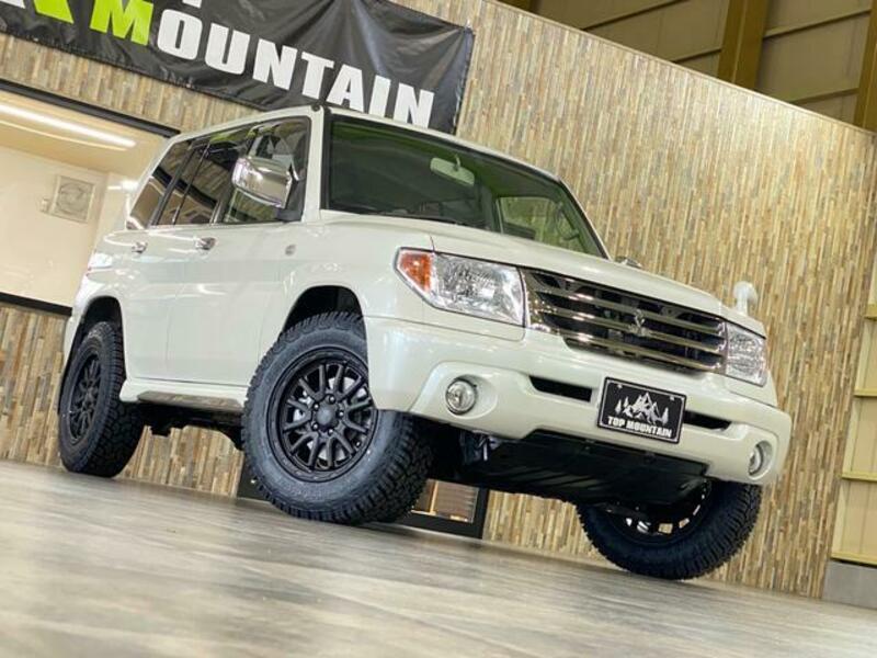 PAJERO IO
