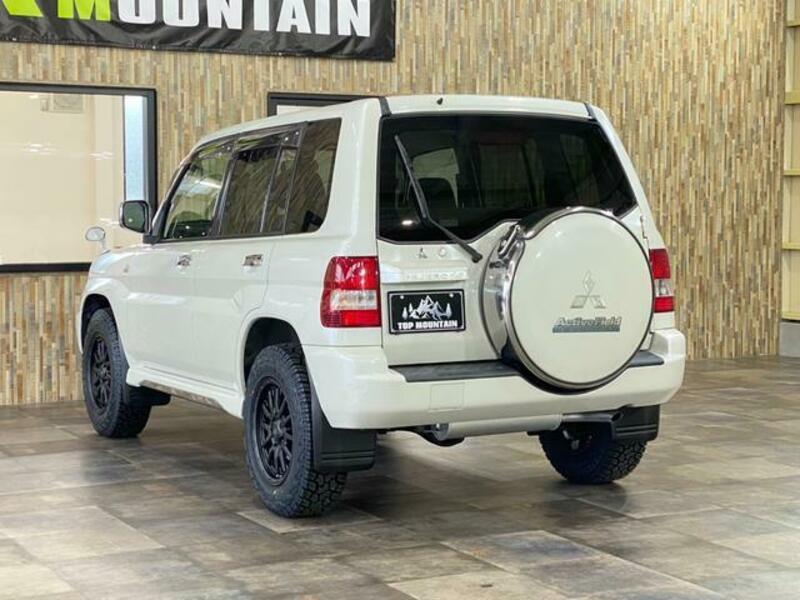 PAJERO IO