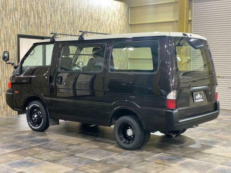 BONGO VAN