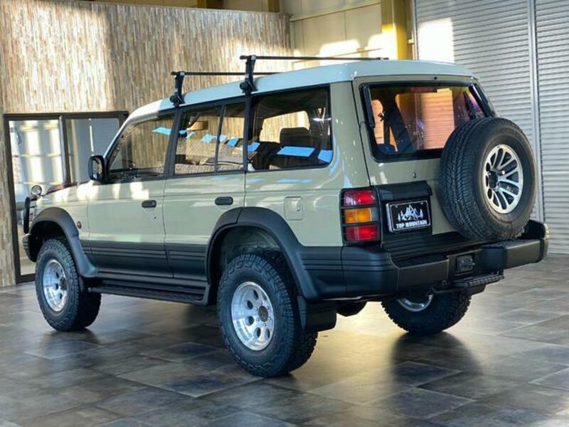 PAJERO