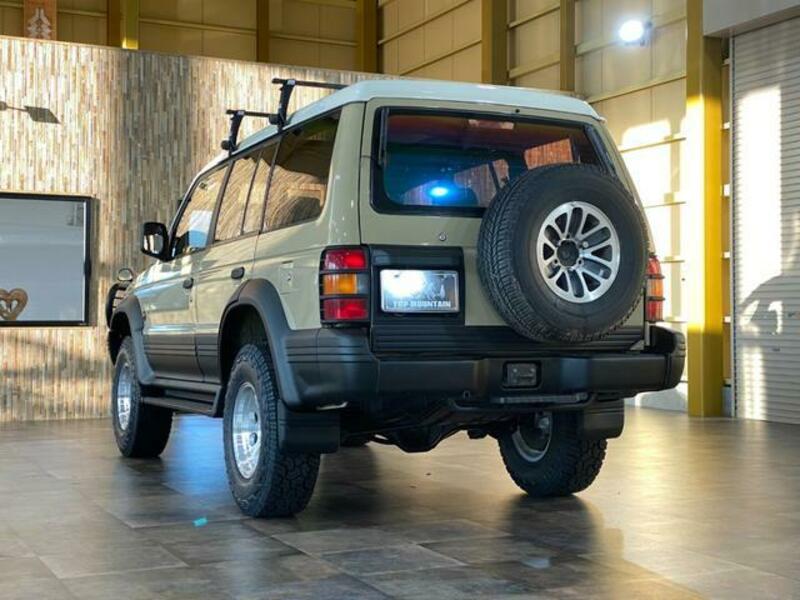 PAJERO