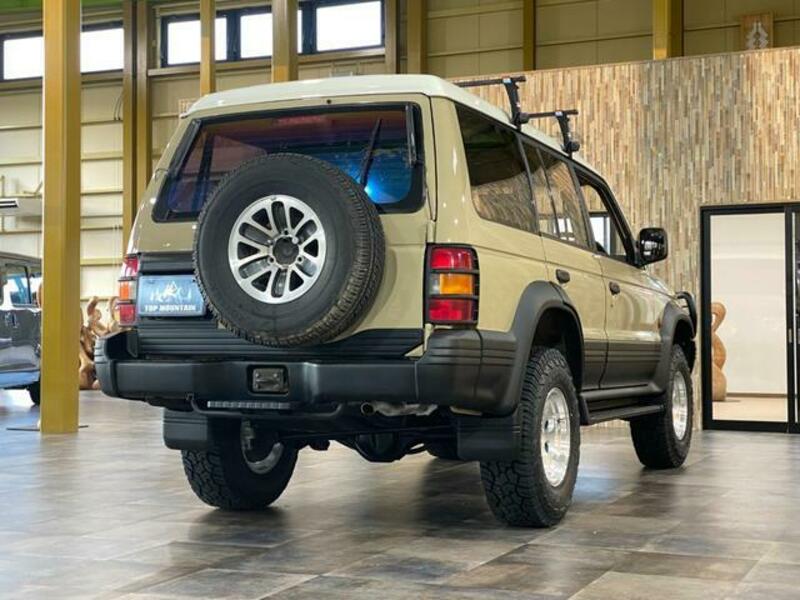 PAJERO