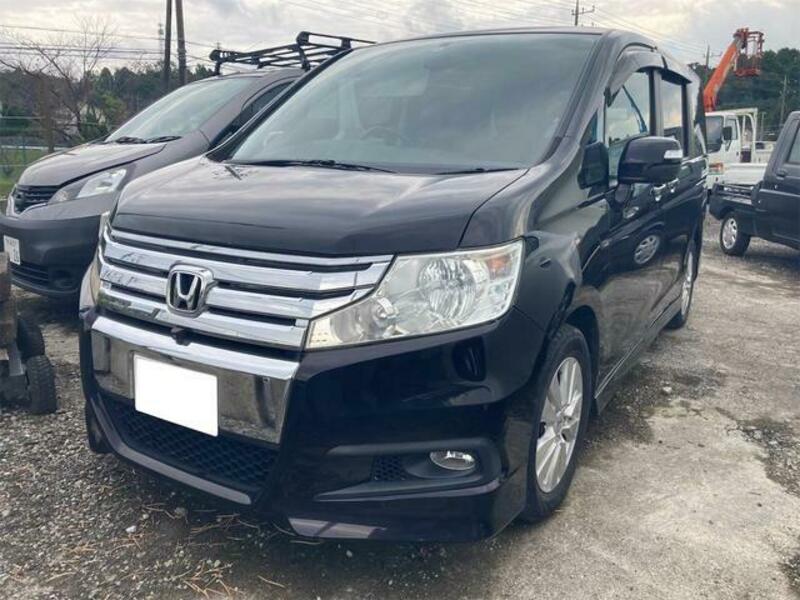 HONDA STEPWAGON SPADA