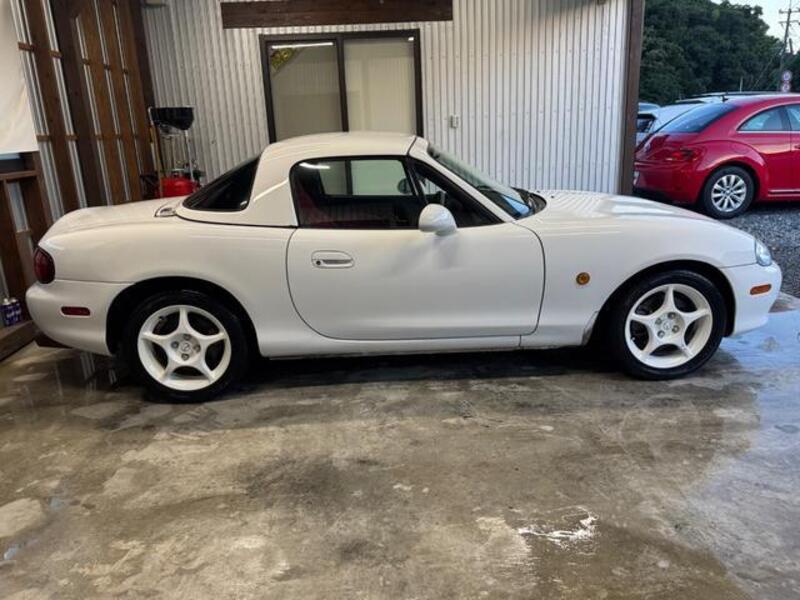 ROADSTER