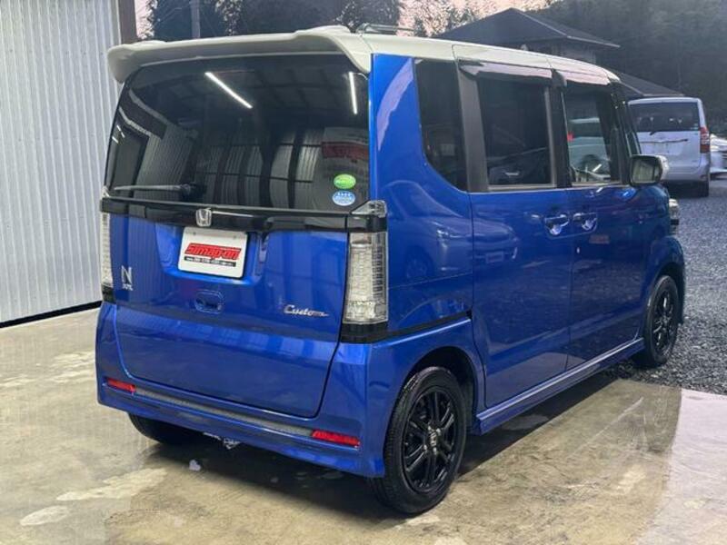 N BOX CUSTOM