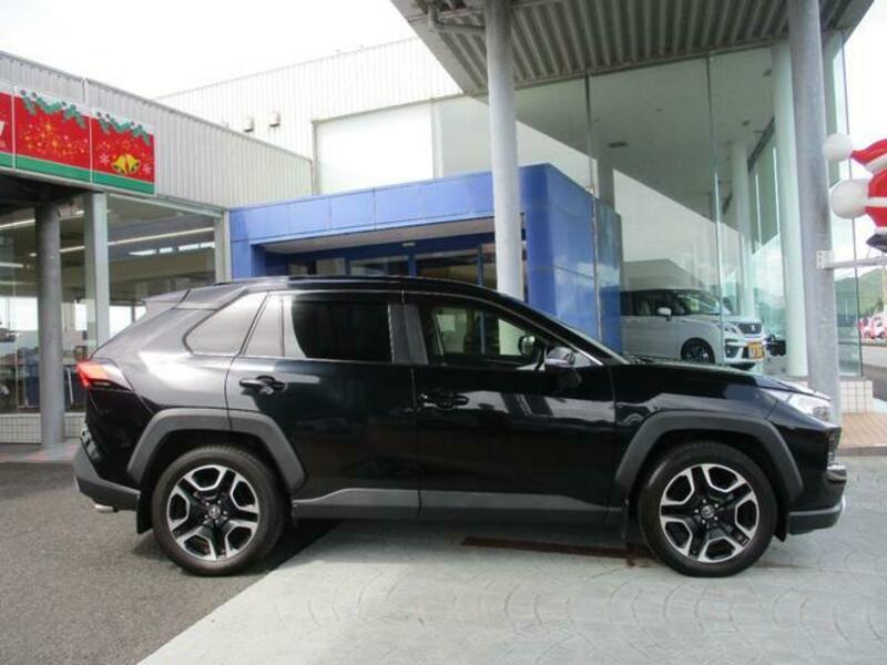 RAV4