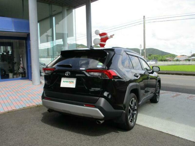 RAV4