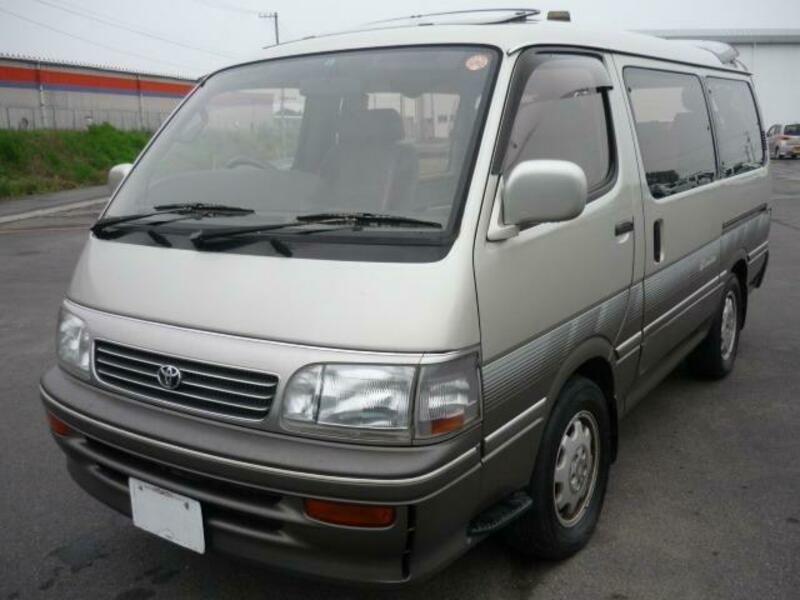 TOYOTA HIACE WAGON