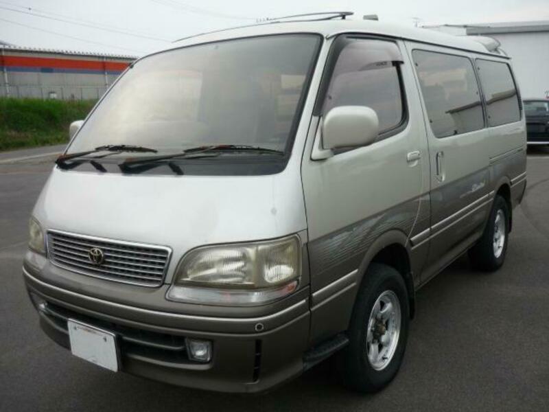 TOYOTA HIACE WAGON