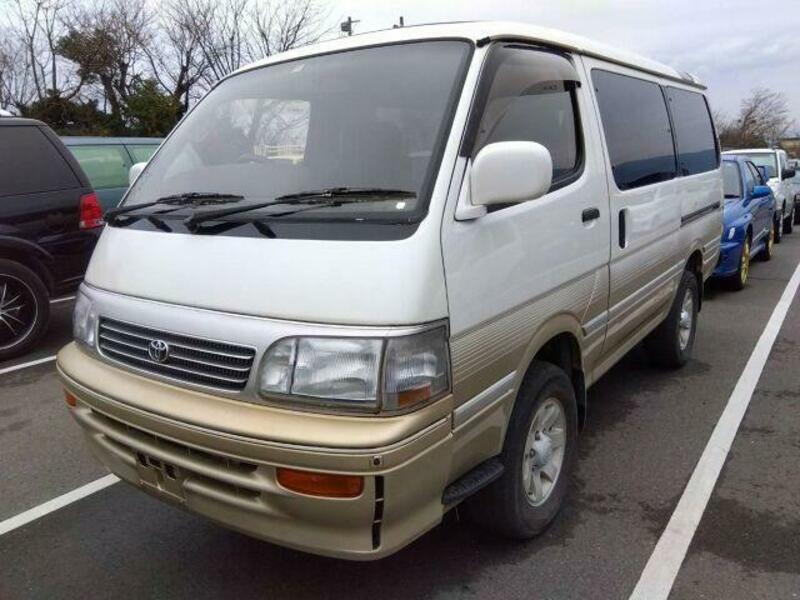 TOYOTA HIACE WAGON