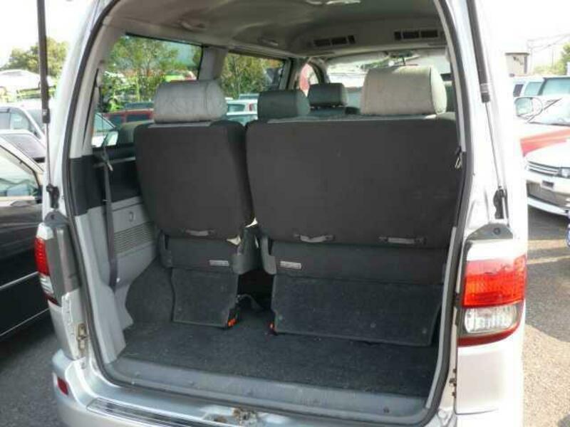 TOURING HIACE