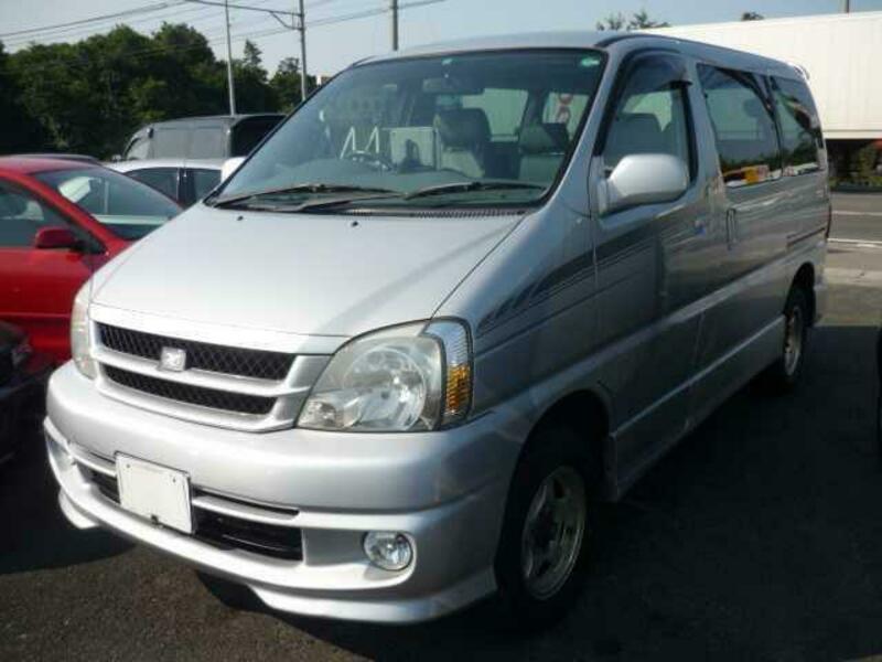 TOYOTA TOURING HIACE