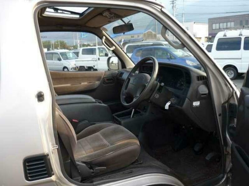HIACE WAGON