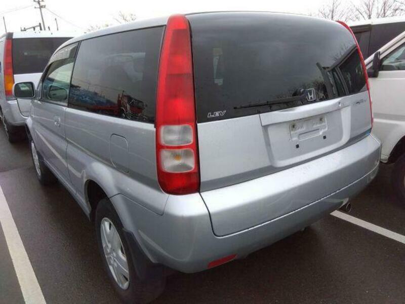 HR-V