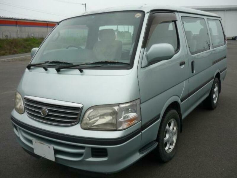 TOYOTA HIACE WAGON