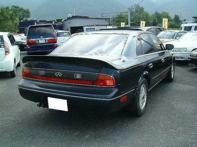 INFINITI Q45