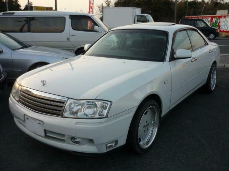 NISSAN GLORIA