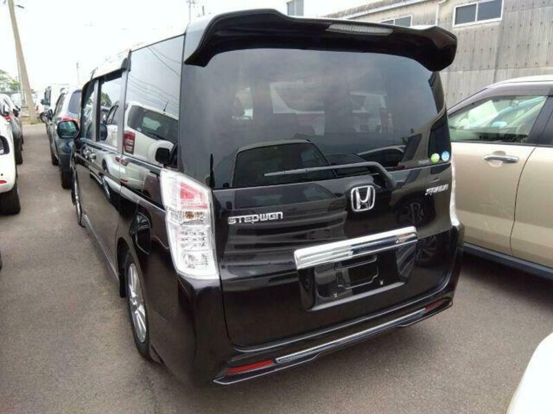 STEPWAGON SPADA