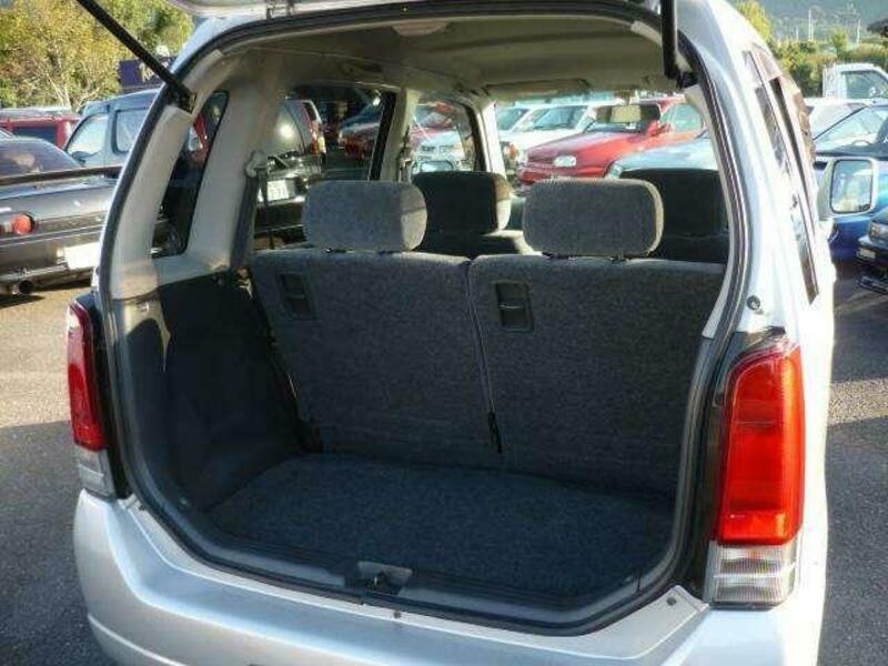 WAGON R
