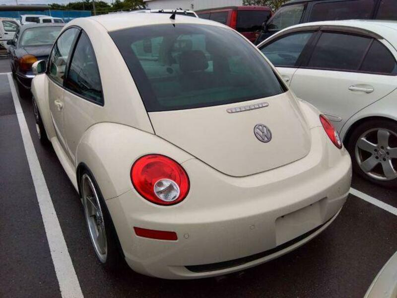 NEW BEETLE