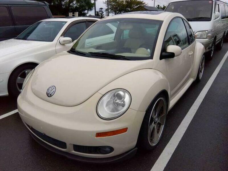 VOLKSWAGEN NEW BEETLE