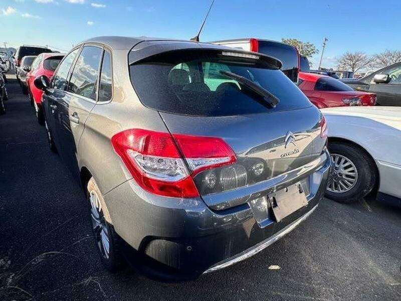 C4