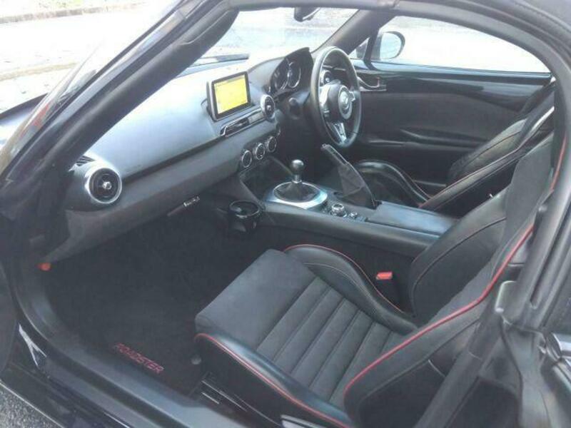 ROADSTER