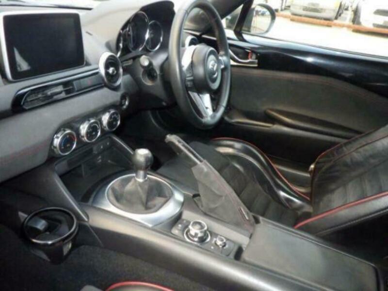 ROADSTER