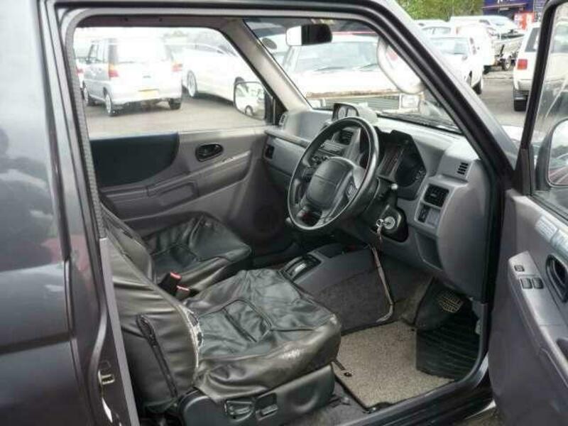 PAJERO MINI