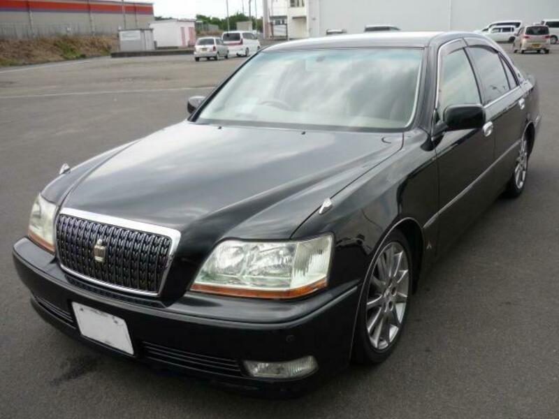 TOYOTA CROWN MAJESTA