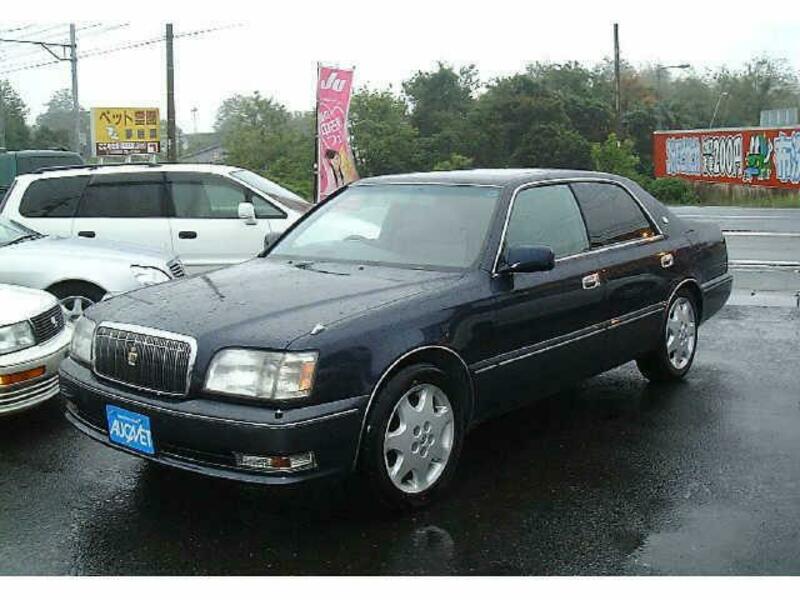 TOYOTA CROWN MAJESTA