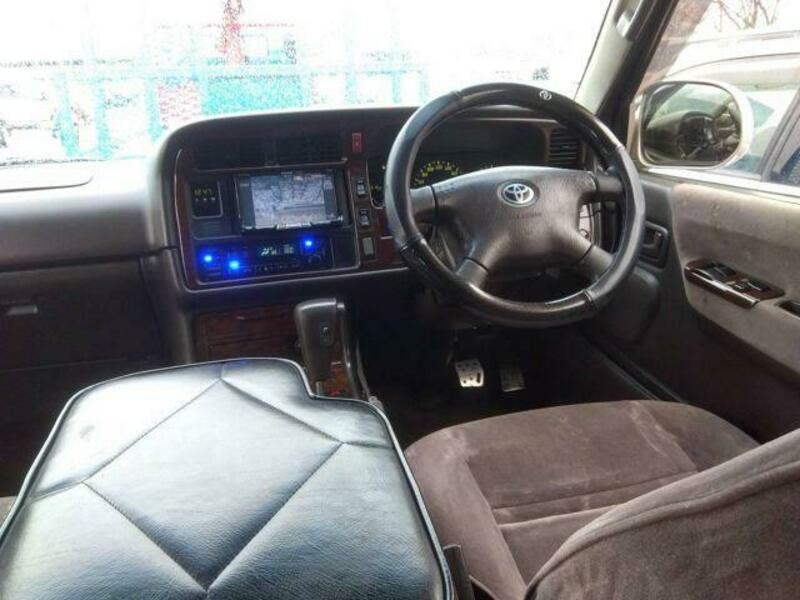 HIACE WAGON