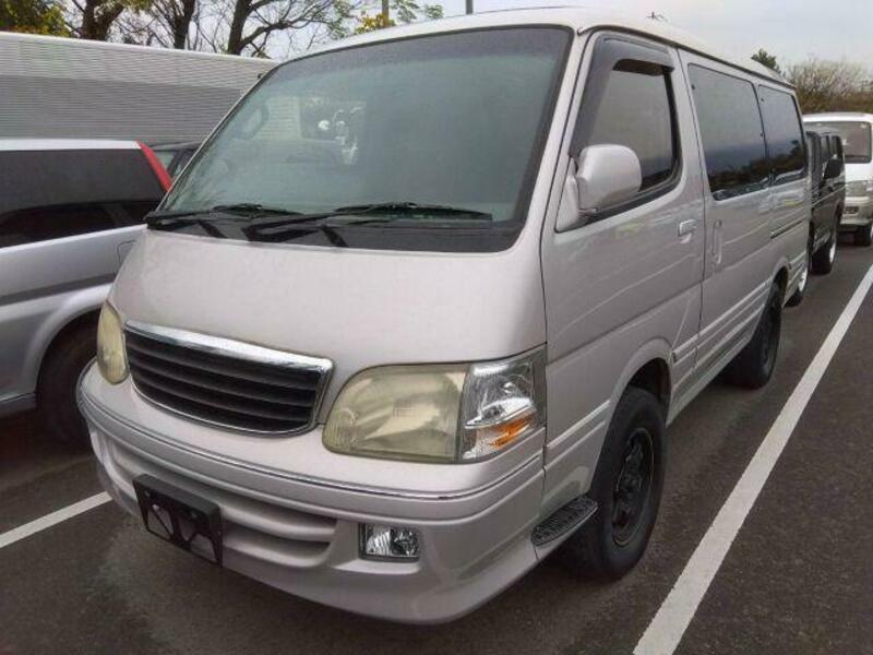 TOYOTA HIACE WAGON