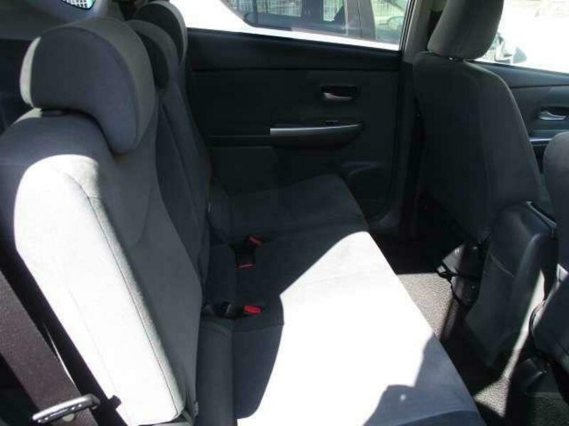 PRIUS ALPHA