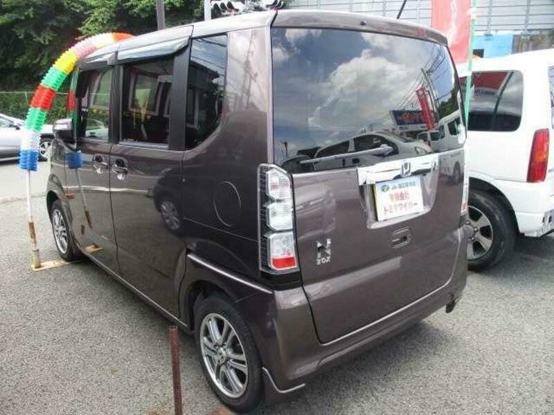 N BOX