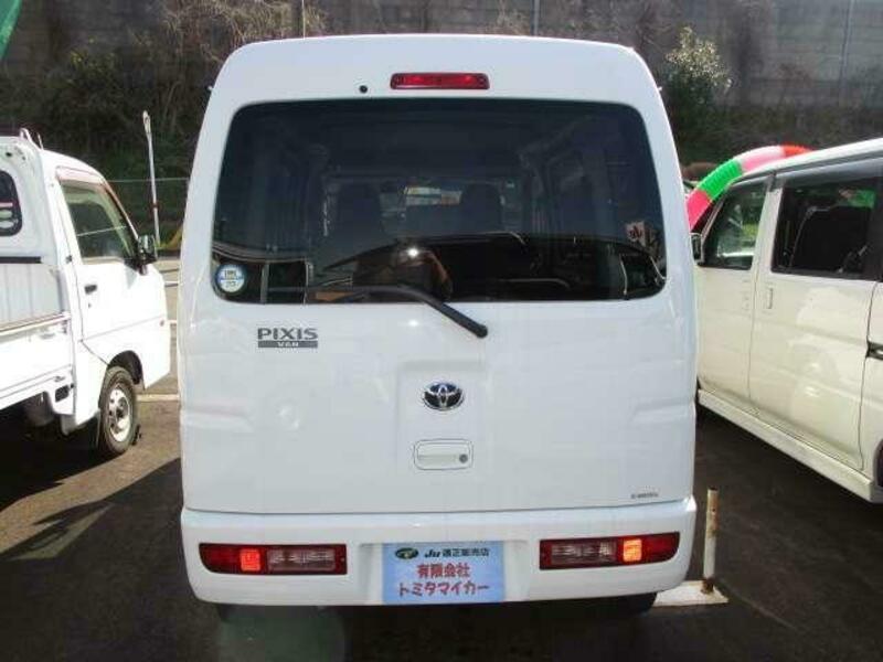 PIXIS VAN
